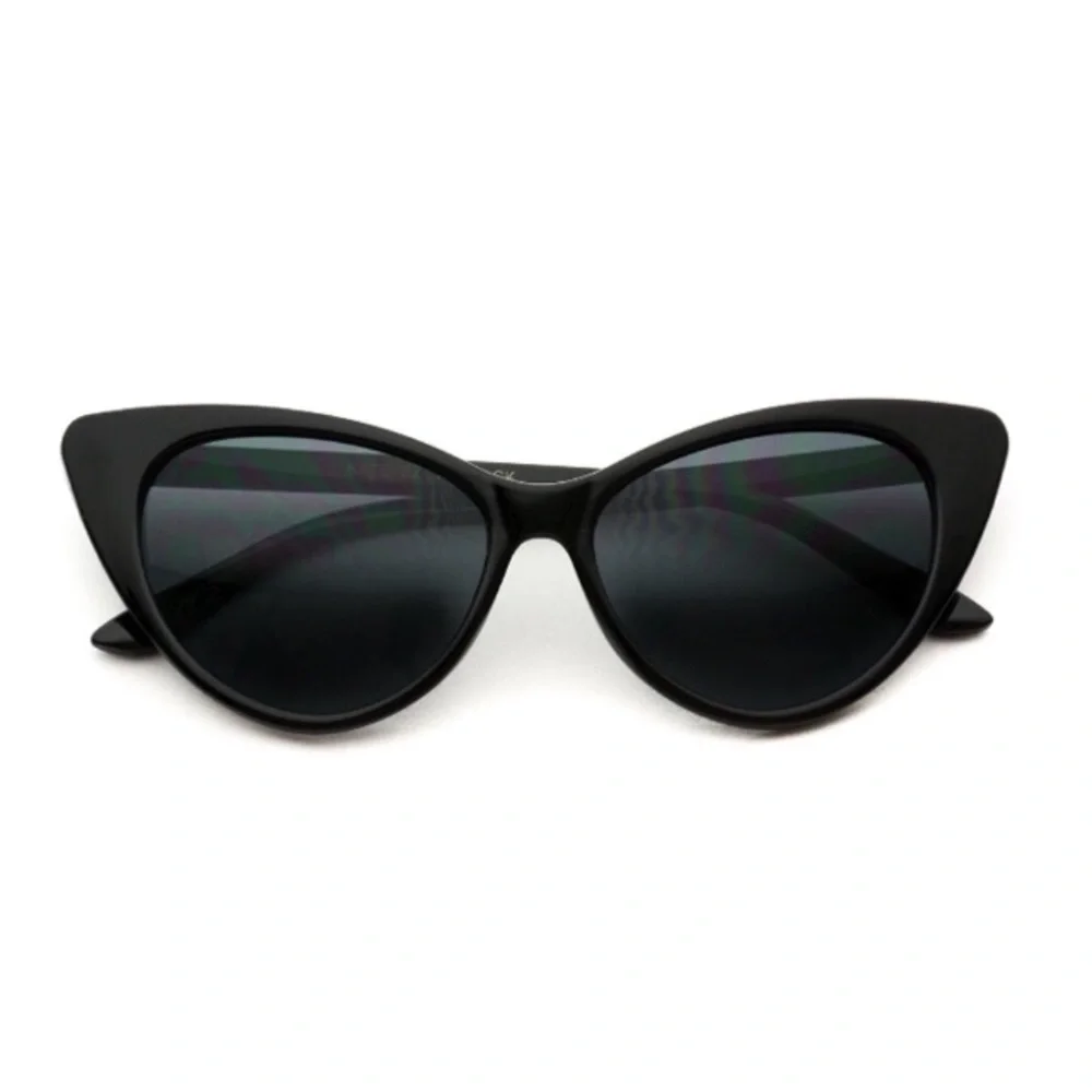 Retro Pointed Cat Eye Plastic Frame Sunglasses - Picture 4 of 6